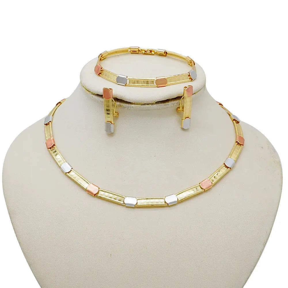 2024 Latest Loop Interlocking Novel Design Necklace Bracelet Ring Earrings Women&