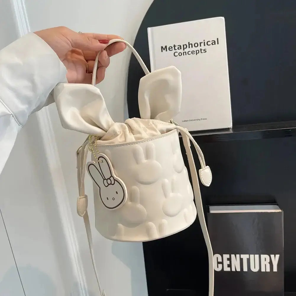 Sac à bandoulière blanc en forme de tonneau avec oreilles de lapin, décoré d&