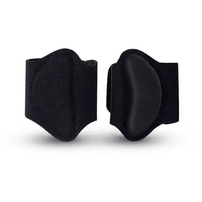 1Pair black arch support pads designed for flat foot correction and plantar fasciitis pain relief.