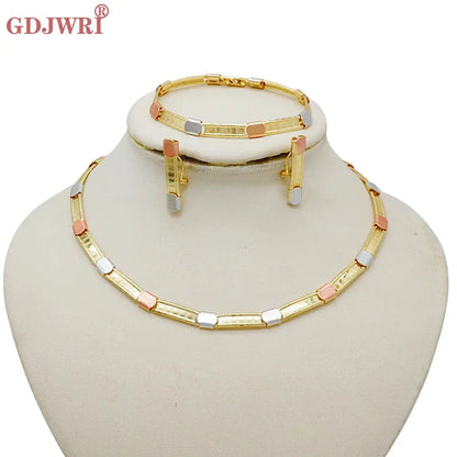 2024 Latest Loop Interlocking Novel Design Necklace Bracelet Ring Earrings Women&