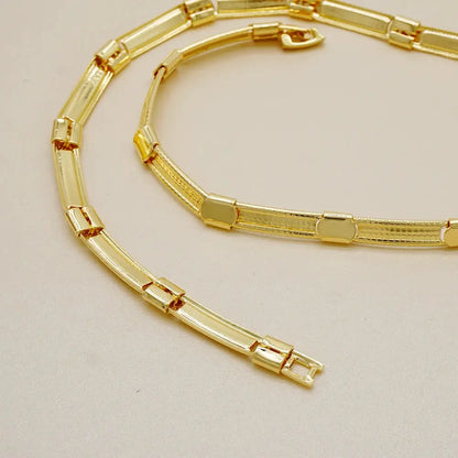 2024 Latest Loop Interlocking Novel Design Necklace Bracelet Ring Earrings Women&
