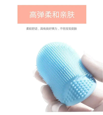Brosse nettoyante en silicone pour visage, outil doux pour nettoyage en profondeur et gommage de la peau.